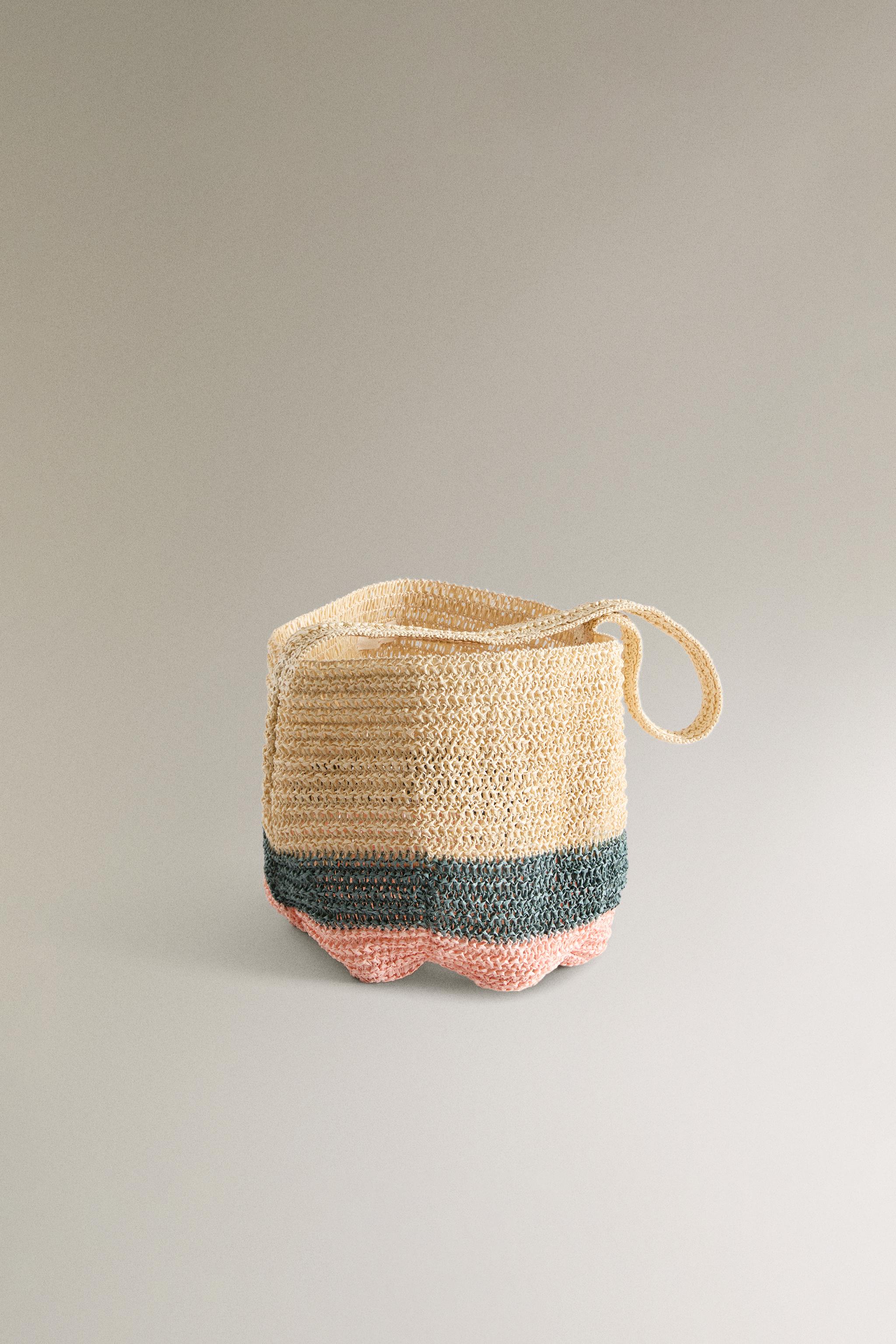 CHILDREN’S PAPER BAG